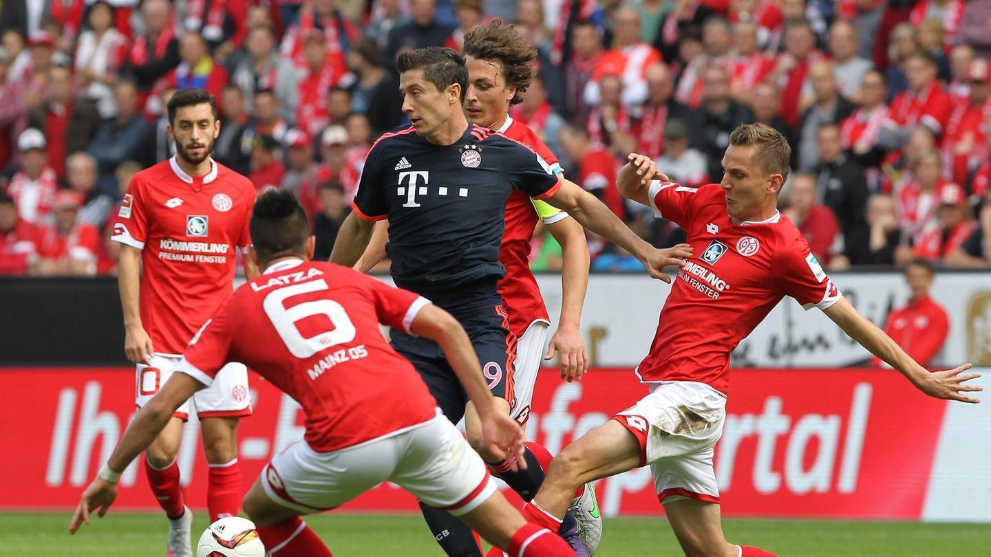 弗莱彻：我们开局表现不理想，中场我对球员们提出了更高要求