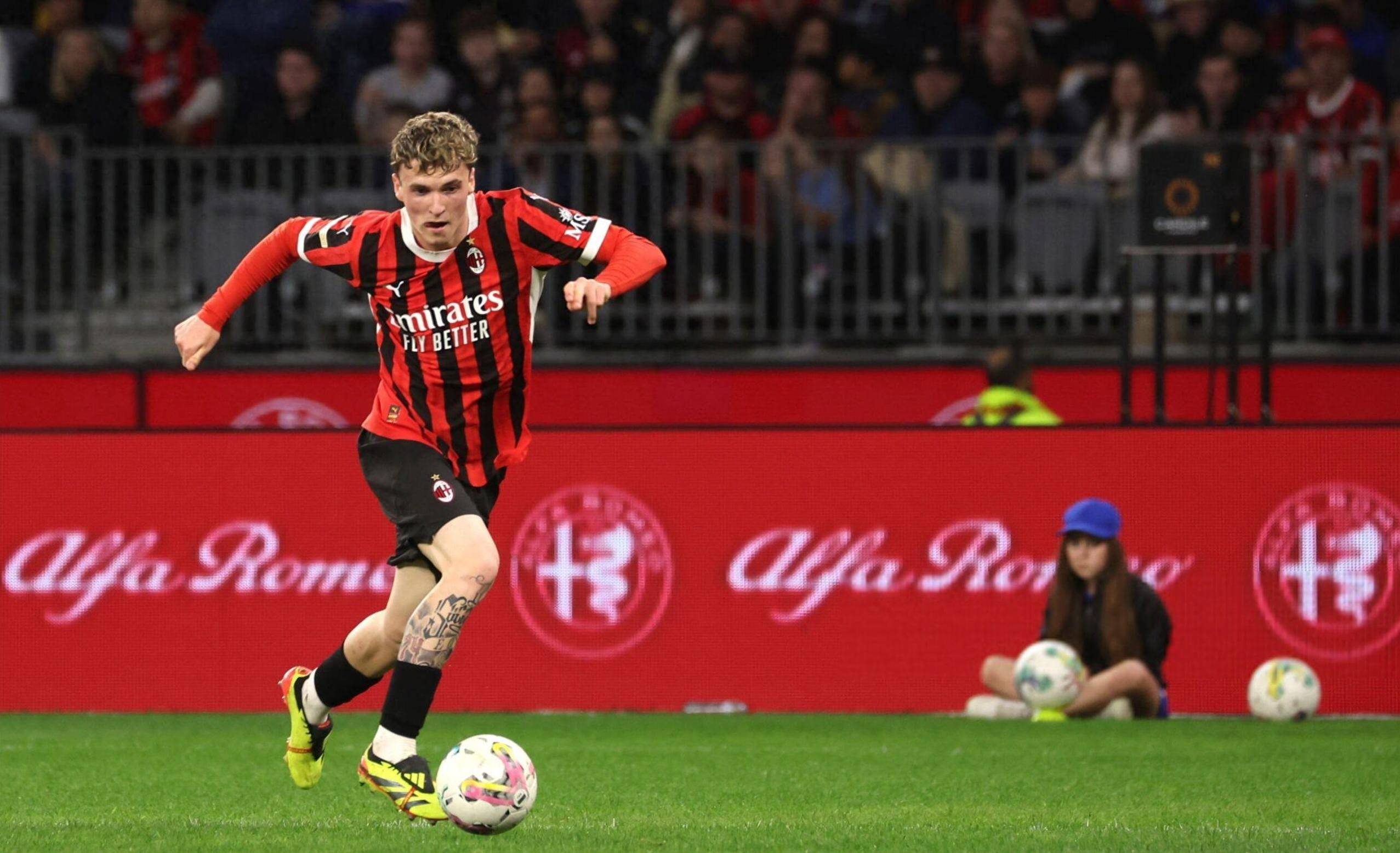 新任国足主教练邵佳一：重塑信心冲击世界杯