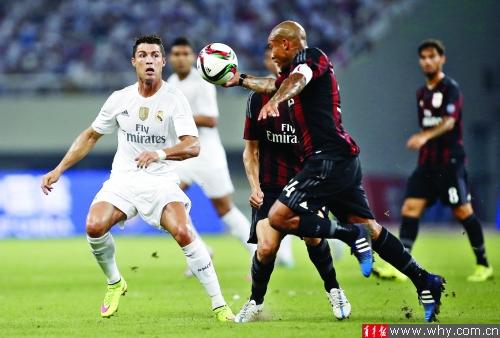 《EA SPORTS FC 26》年度最佳阵容揭晓，投票通道现已开启！