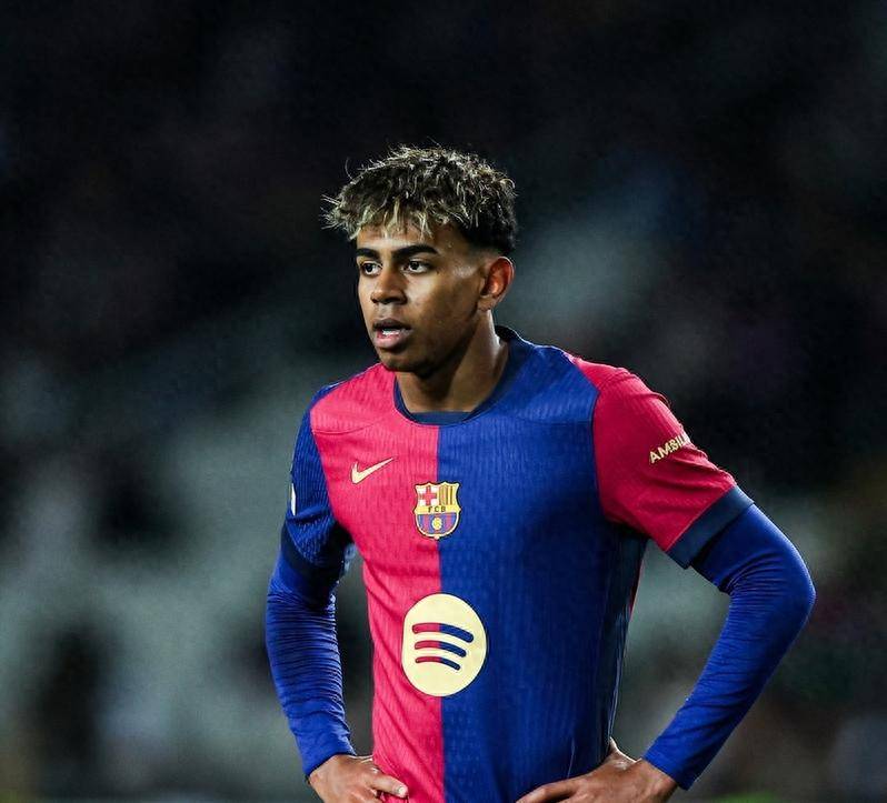 西甲积分榜实时变化 争冠集团保持高强度竞争