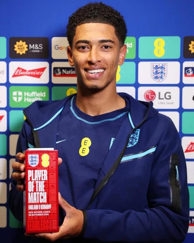 主动发声拒绝交易后卫，火箭是否已破罐子破摔？杜兰特拼尽全力依然难挽局势