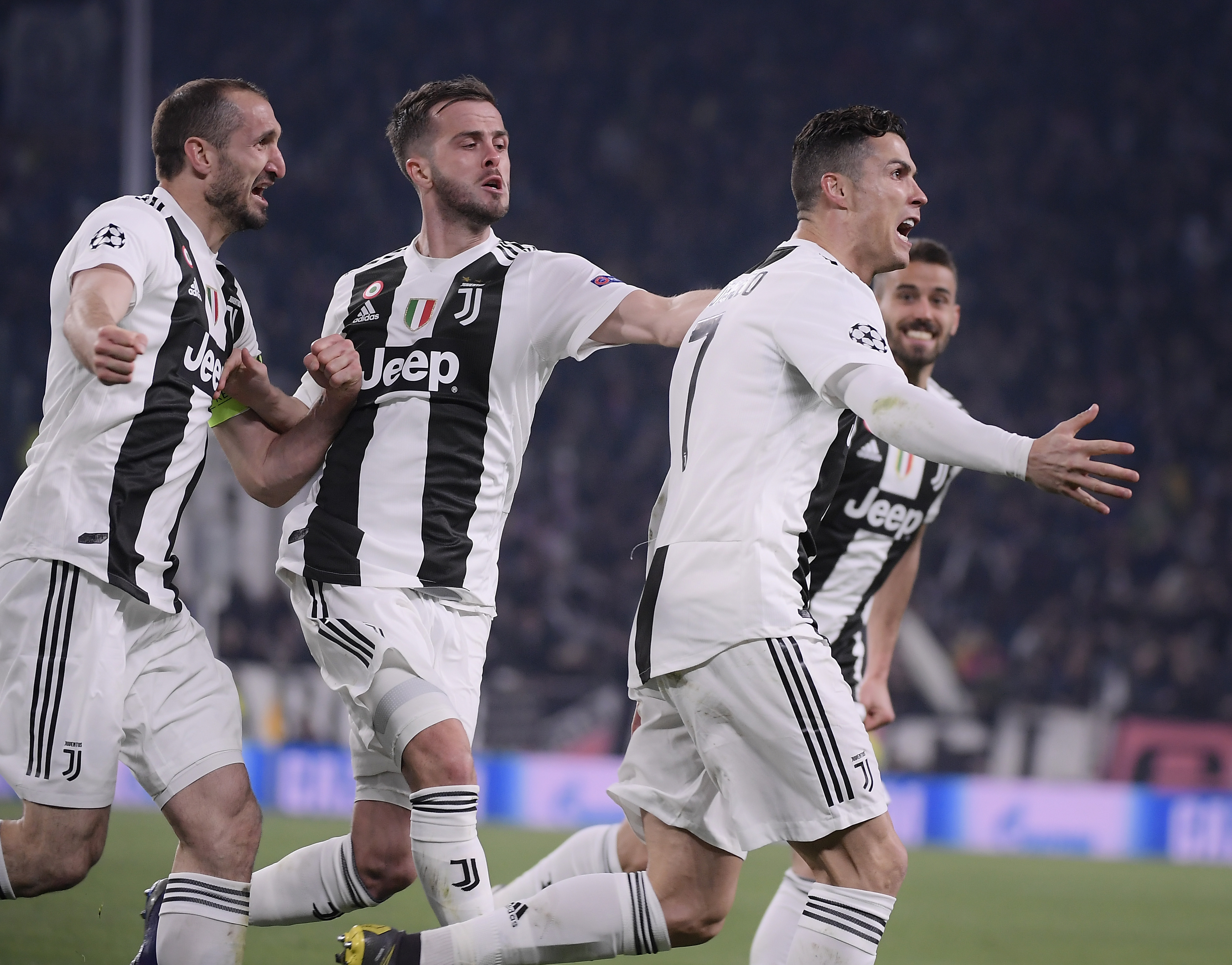 杜锋太狠了！广东狂赢辽篮52分，把辽篮现在和未来都打没了